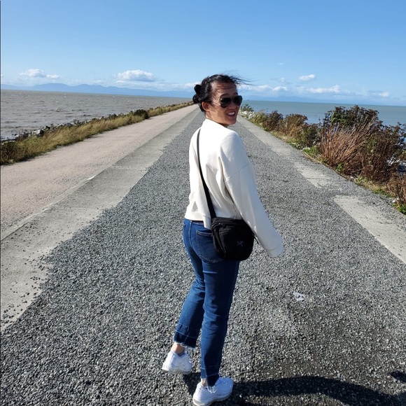 Meet your Posher, Sherry - Picture 1 of 1